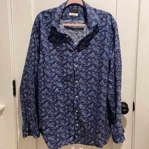 Thomas Dean button down collared shirt